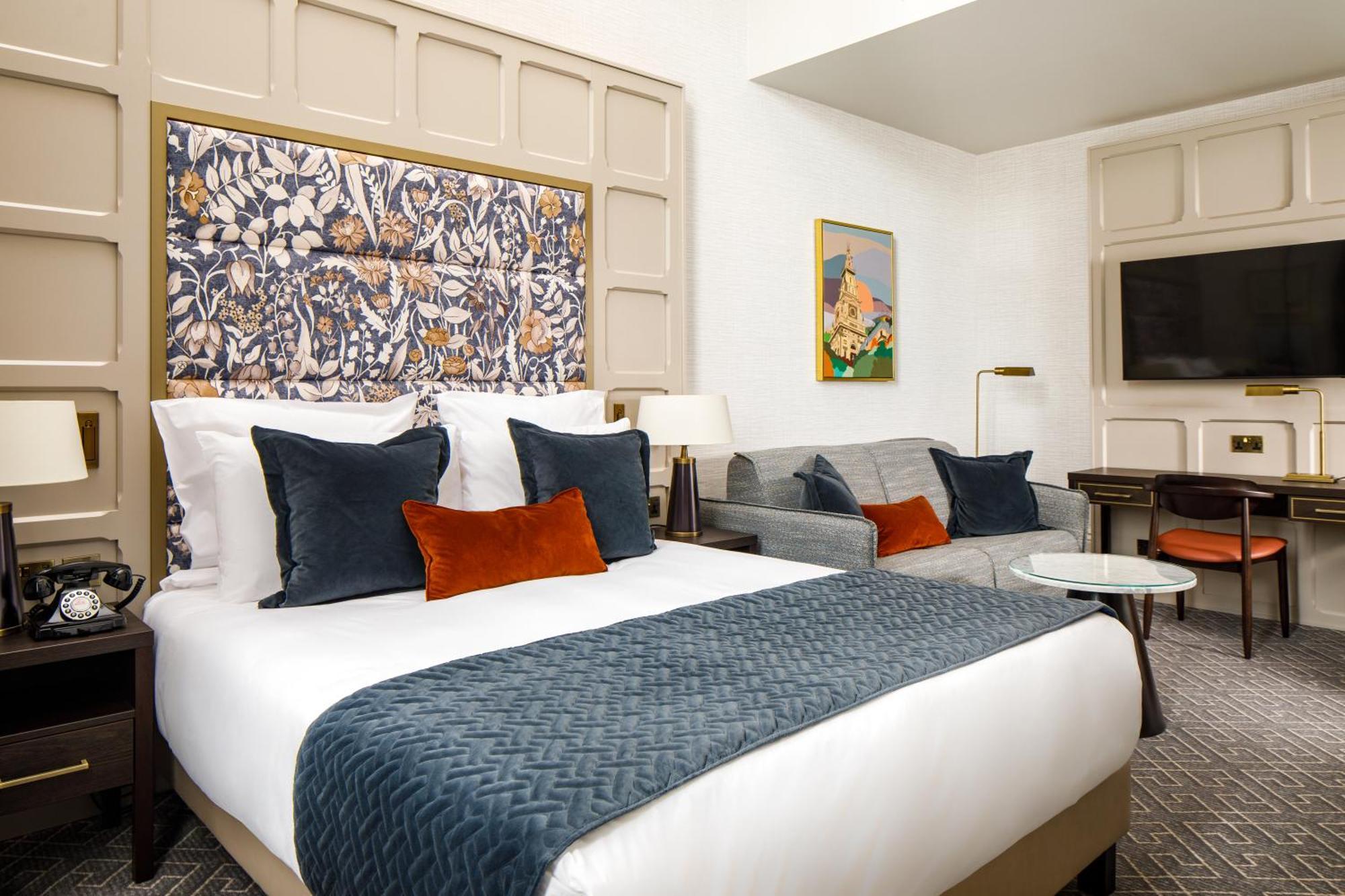 The Municipal Hotel Liverpool - Mgallery Ngoại thất bức ảnh A guest room at The Westin